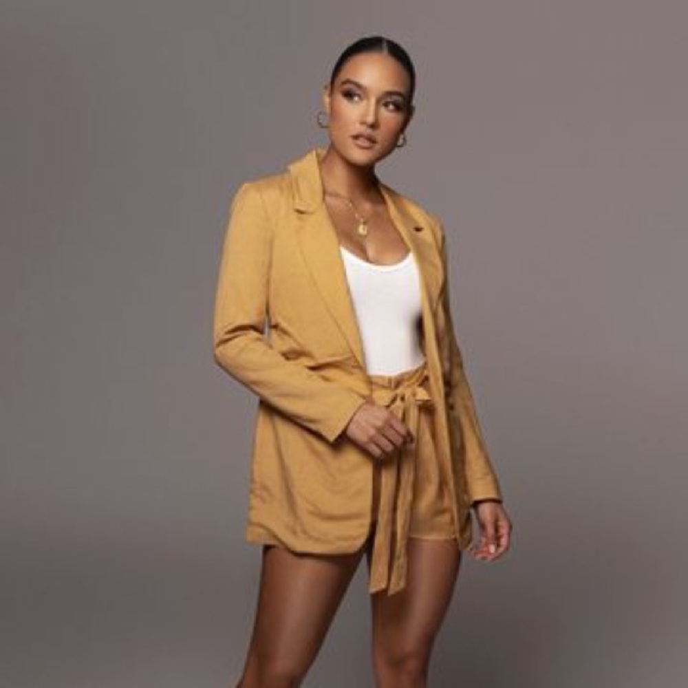 JLUXLABEL Mustard Blaire Woven Blazer
